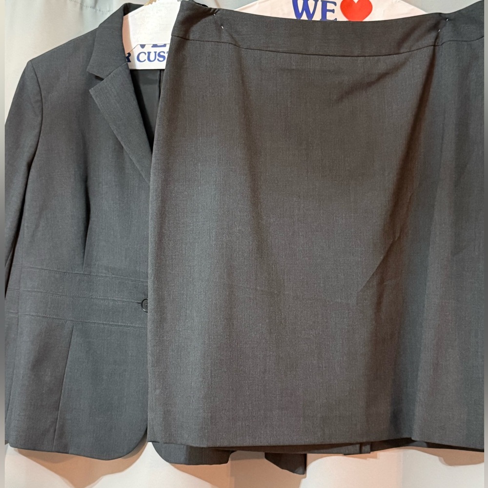 Jones New York Black Stretch Blazer - Picture 2 of 8